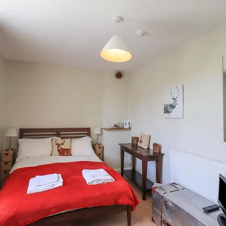 Crown & Mitre Hotel Holiday home *