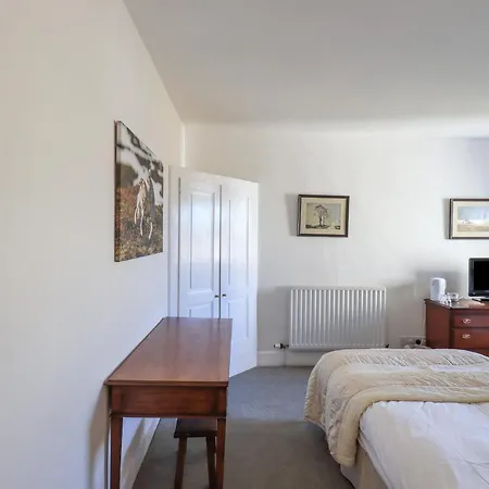 Crown & Mitre Hotel Holiday home *